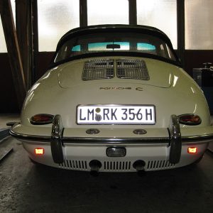 Carrera 2 - Heckschürze auf Kundenwunsch übergangslos in die Karosserie integriert.